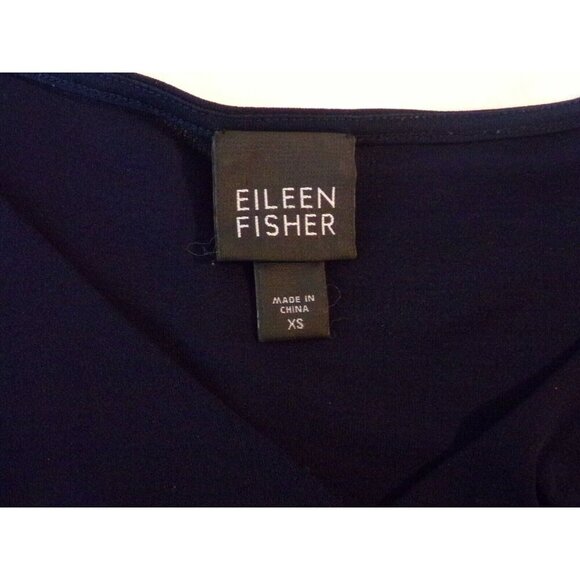 EILEEN FISHER Top Women XS Dark Blue 100% Silk Scoop‎ V-Neck 3/4 Sleeve - Picture 3 of 8